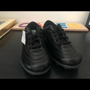 Champion Shoes - Soccer cleats Champion Shoes - Soccer cleats